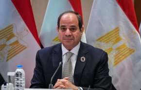 الرئيس المصري يوجه بتنفيذ استراتيجية تطوير قناة السويس