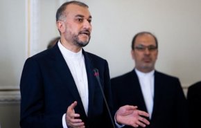 وزير الخارجية الايراني يقدم ايضاحا حول استدعاء السفير العراقي