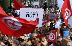 المعارضة تدعو للتظاهر في الذكرى الـ12 للثورة التونسية