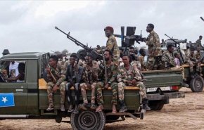 هجوم لـ'حركة الشباب' على قواعد للجيش في جلعد وسط الصومال