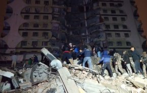 صحفي سوري: عشرات الوفيات في الهزة الأرضية باللاذقية بسوريا