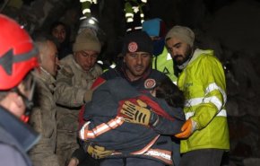 تركيا.. إنقاذ طفل بعد 70 ساعة على وقوع الزلزال
