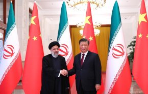 شاهد.. أهداف زيارة الرئيس الإيراني الى الصين