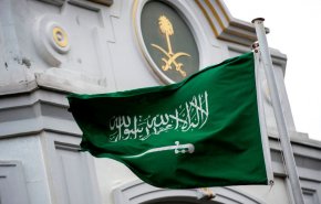 شاهد الرياض تحتفل بيوم التأسيس على أنقاض حقوق الإنسان 