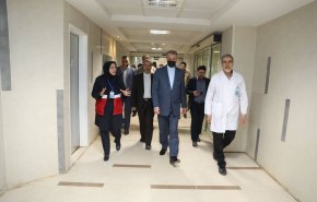 وزير الخارجية الايراني يزور مستشفى الامام علي (ع) في النجف الاشرف