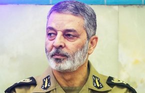 اللواء موسوي: اقتدار ايران الدفاعي يعود للقيادة الحكيمة لقائد الثورة وتلاحم القوات المسلحة