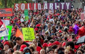اعتصاب معلمان و کارکنان مدارس لس‌آنجلس در اعتراض به حقوق پایین