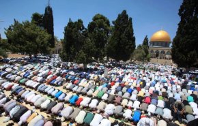  ربع مليون فلسطيني أدّوا صلاة الجمعة الثانية من شهر رمضان في الأقصى