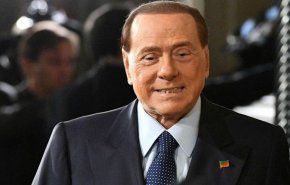 برلوسکونی، نخست‌وزیر پیشین ایتالیا در بخش مراقبت‌های ویژه بیمارستان بستری شد