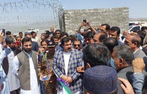 بازارچه مرزی ایران و پاکستان در گذرگاه میرجاوه-تفتان گشایش یافت