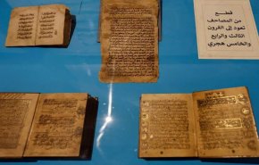 شاهد.. عرض مخطوطات نادرة من القرآن الكريم في المتحف الوطني العراقي 