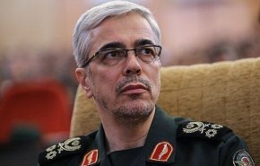 اللواء باقري: القدرات الاستراتيجية لحرس الثورة الإسلامية توفر الأمن والسلام للشعب الإيراني