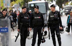 الشرطة التركية تعتقل عشرات الأشخاص لارتباطهم بحزب العمال 