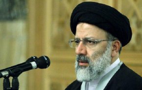 رئيسي: مستقبل إيران مشرق جدا والامكانات الداخلية قادرة على حل المشاكل