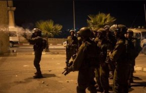 التصعيد الإسرائيلي في الأراضي المحتلة.. حملة مداهمات واعتقالات في الضفة