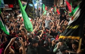 جشن پیروزی مردم غزه پس از اعلام توافق آتش‌بس