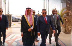 وفد سعودي في ليبيا بحثا لإعادة فتح السفارة في طرابلس