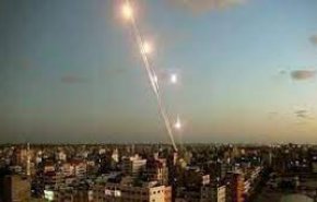 صفارات الانذار تدوي في  غلاف غزة والاحتلال يقصف مرصدين للمقاومة