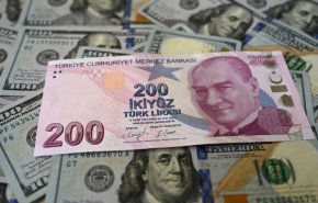 سقوط ارزش لیر ترکیه در برابر دلار

