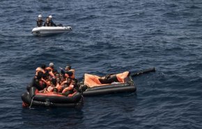 فقدان 12 مهاجرا ومقتل 3 بغرق قواربهم قبالة تونس