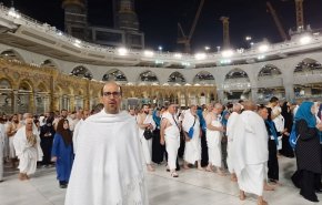 ضيوف الرحمن يتأهبون لأداء شعيرة الحج هذا العام في مكة المكرمة + فيديو