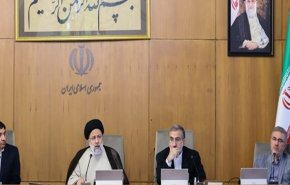 الرئيس الايراني: الحكومة مسؤولة عن إجراء الانتخابات ولن تتدخل في شؤون المرشحين