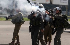 إصابة فلسطينيين بالاختناق خلال مواجهات مع الاحتلال في جنين+فيديو