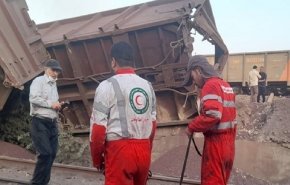 إيران.. ضحية ومصابين بانقلاب قطار شحن في مجمع بندرعباس للصلب +فيديو