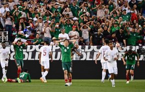 'مشاهد دموية' بين مشجعي المكسيك في مباراتها مع المنتخب القطري!