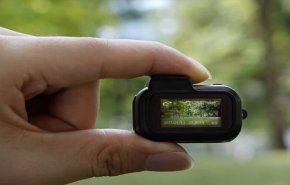 اليابان تعرض أصغر كاميرا في العالم