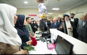 الرئيس الايراني يفتتح مستشفى 