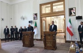 اتفاق ايراني جزائري على إلغاء التأشيرات السياسية والخدمية