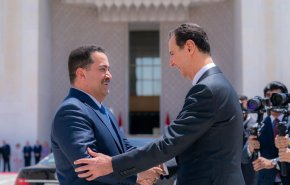 الرئيس السوري يستقبل رئيس وزراء العراق في قصر الشعب
