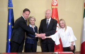 صفقة اوروبية هائلة مع تونس للجم الهجرة غير الشرعية.. لماذا يتخوف منها المحللون؟