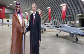 السعودية توقع عقدي شراء طائرات مسيرات تركية