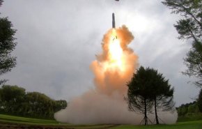 كويا الشمالية تطلق صاروخا باليستيا في بحر اليابان