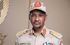 قائد الدعم السريع يدعو إلى تغيير قيادة الجيش ويعتذر من السودانيين