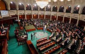 البرلمان التونسي يقترح  قانون يجرم التطبيع مع الكيان الصهيوني