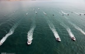گزارش العالم از رزمایش دریایی برای دفاع از جزایر ایرانی/ بکارگیری شهپادهای مجهز به هوش مصنوعی و موشک های بالستیک دریایی دقیق