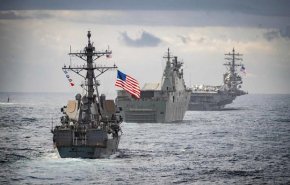 آسوشیتدپرس: آمریکا به دنبال استقرار نیروی نظامی در کشتی‌های تجاری در تنگه هرمز است