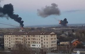 القوات الأوكرانية تقصف مدينة دونيتسك بالقذائف العنقودية

