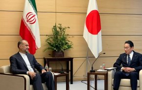 امير عبداللهيان يلتقي رئيس الوزراء الياباني