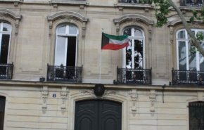 الكويت تحذر من عصابة نصب تدعي تمثيل سفارتها في واشنطن
