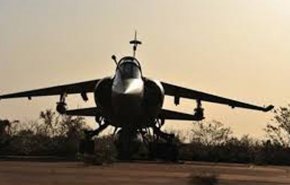 فرود جنگنده‌های مالی و بورکینافاسو در نیجر برای مقابله با تهدیدات اکواس
