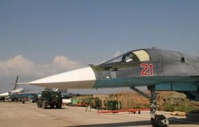نزدیک شدن جنگنده آمریکایی به جنگنده روسیه در جنوب سوریه