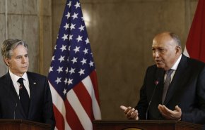 وزير الخارجية المصري يتلقى اتصالا هاتفيا من نظيره الأمريكي
