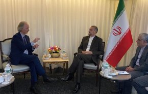 وزير خارجية ايران يجري محادثات مع الممثل الخاص للأمم المتحدة في سوريا