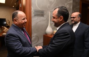 وزير اقتصاد ايران يعلن تشكيل لجنة مع مصر