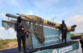 سرايا القدس تكشف عن أسلحة جديدة خلال المسير العسكري في غزة