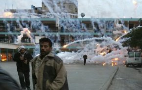 الإحتلال يقصف غزة بقنابل الفسفور المحرمة دوليا + فيديو